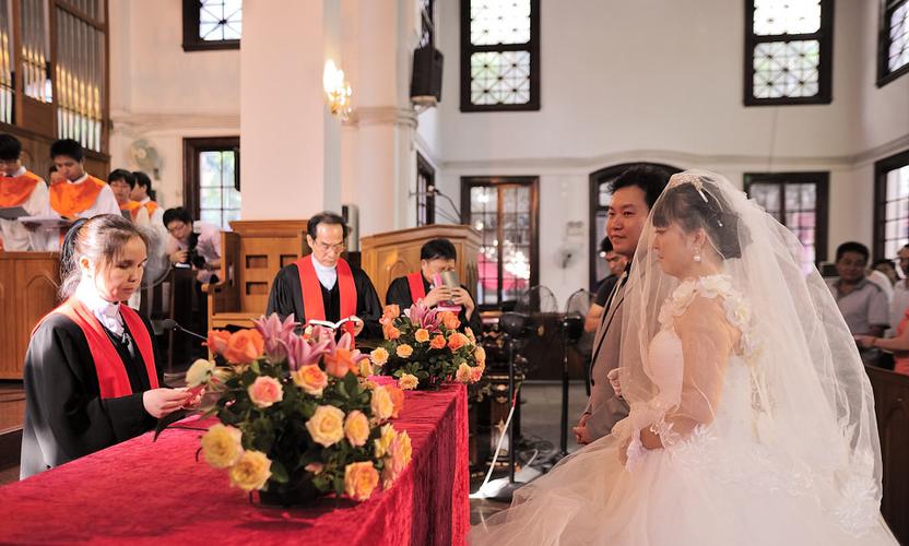 基督教家庭结婚日子(结婚送日子给女方家的书写范本)