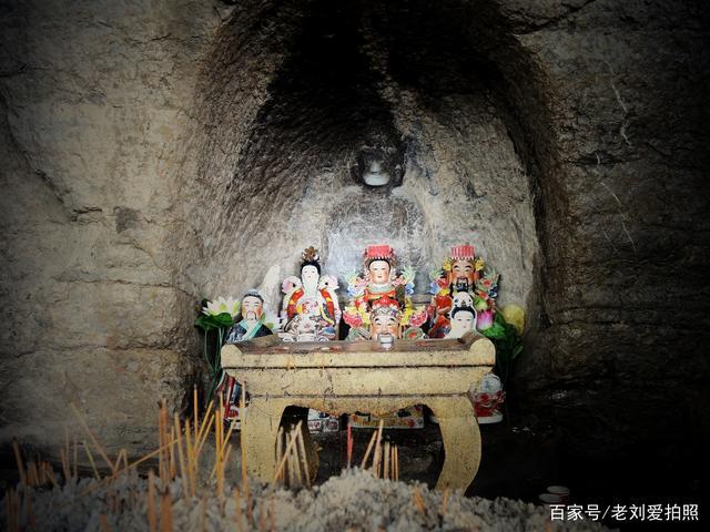 国产传媒美传媒果冻传媒171》寺庙双乳高耸嗯啊H有(峄城峨山算卦寺庙)